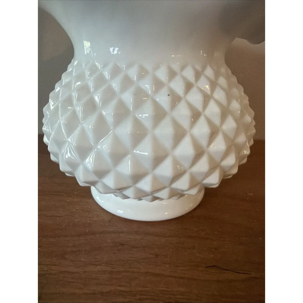 Vintage Westmoreland Diamond Point Milk Glass 10